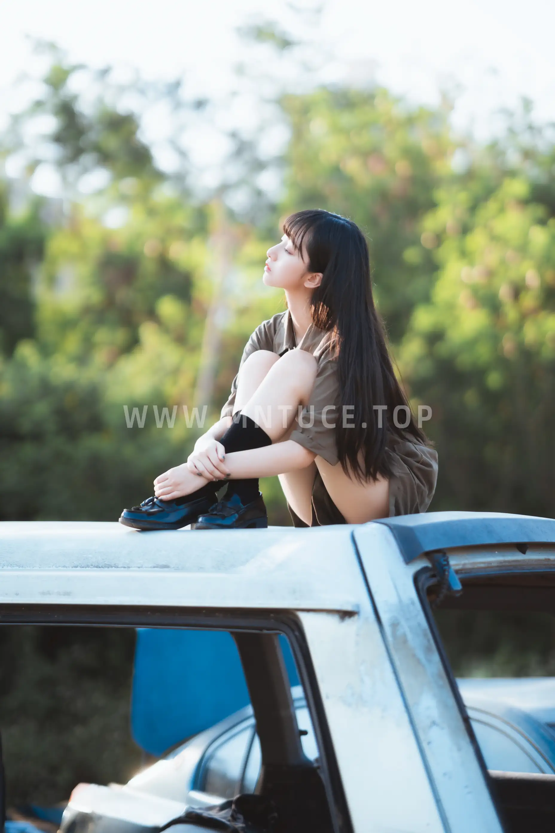 [YITUYU] 2022.05.23 Vol.0959 – Abandoned Car Park Lu Lu Yu Luo Zi#[31P]-28